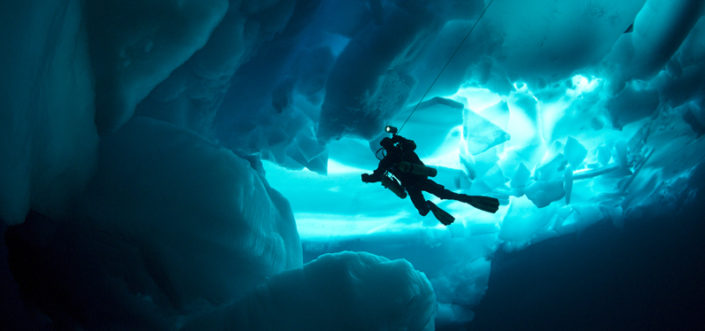 plongée-sous-glace-under-the-pole
